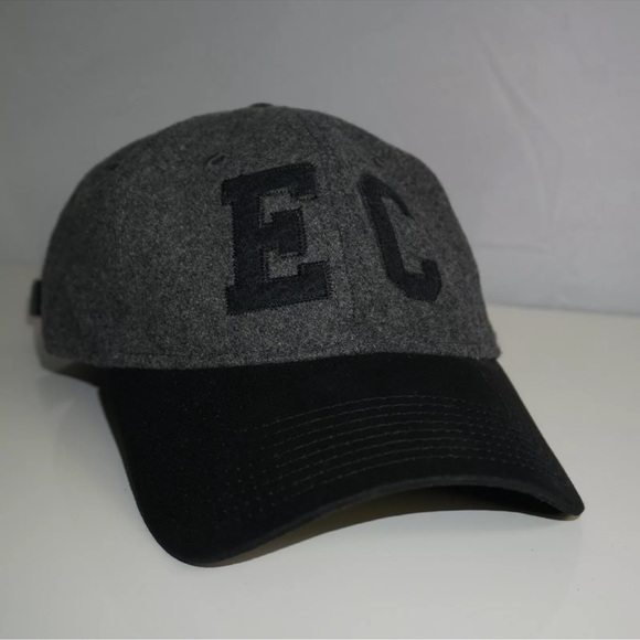New Era EC Gray & Black Wool Blend Cap
One Size Fits Most Men’s - Picture 1 of 6